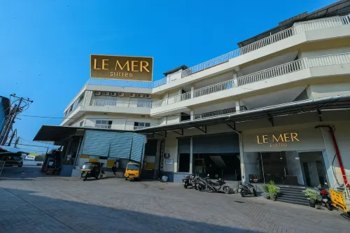 LEMER SUITES
