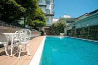 Tagawa Ryusenkaku - Pools