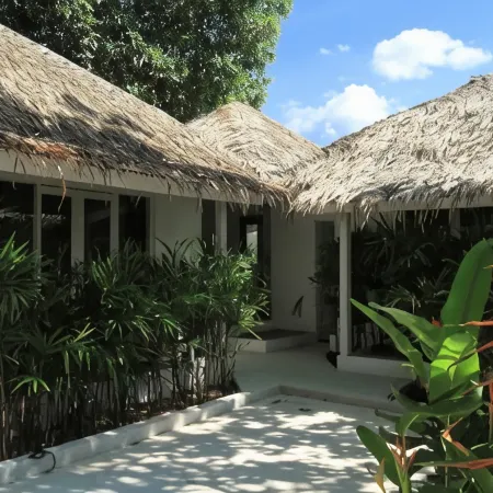 The White Cottage Отели рядом с достопримечательностью «Пляж Бопхут»