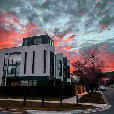 Green Rooms Braddon - Designer Micro Apartments Hotel Exterior
