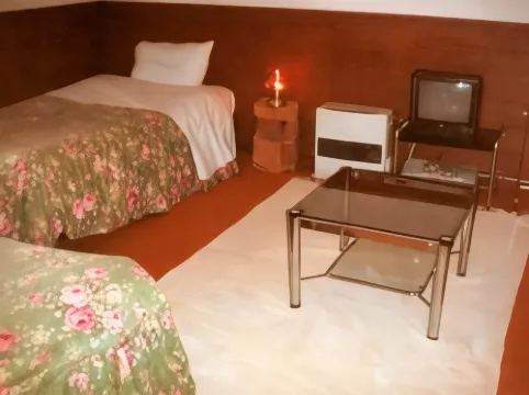 Woody House Kazamidori