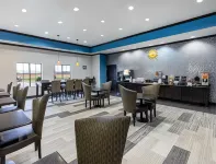 La Quinta Inn & Suites by Wyndham Mt. Pleasant Hotels in Mount Pleasant