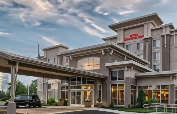 芒特勞雷爾希爾頓花園酒店