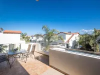 Apt. Faye, Beautiful 2Bdr Pernera Apartment