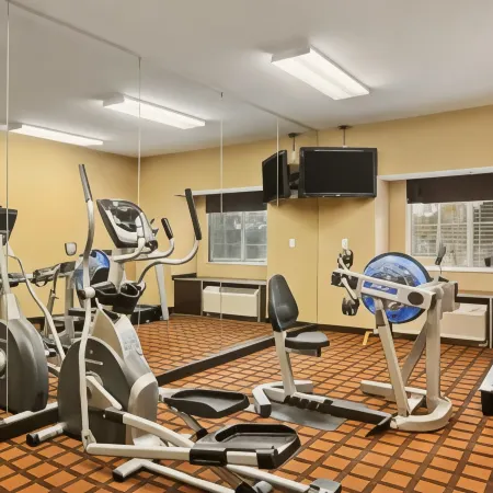 Microtel Inn & Suites by Wyndham Ozark