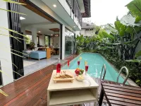 Villa Amethyst KB-5 Lembang 4 Bedrooms with Private Pool - Villas