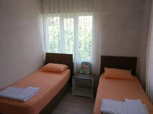 Salda Gölü Sağıroğlu Apart - parking