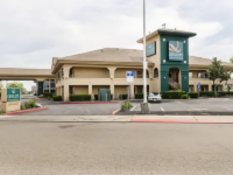 Quality Inn & Suites Lathrop Hoteles en Lathrop