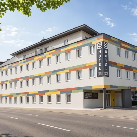 Shome Hotel Graz I Self Check-in I Free Parking