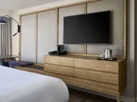 Sheraton Philadelphia University City Hotel Hotels near Logan Square