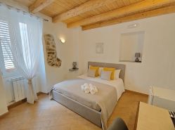 Holmann Suite & Rooms
