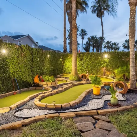 Luxury Island Retreat: Pool, Grotto, Slide, Spa, Mini Golf, Sauna, Sleeps 21