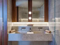 Camperdown - Luxury Architectural Escape - Brand New Home!!! Hotels in Camperdown