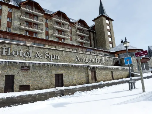 Fun Aragon Hills Hotel & Spa
