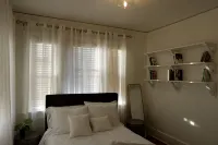 Bricklight District Bungalow - บังกะโล