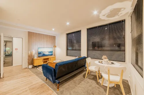 Fitzgerald Focus - Your 1BR Urban Oasis -  Casas de vacaciones