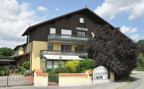 Landgasthof Venushof - イン(INN)