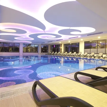Villa Side Hotel