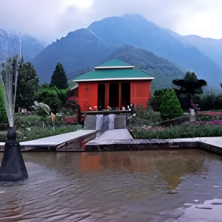 Rose Bowl Guest House Homestay