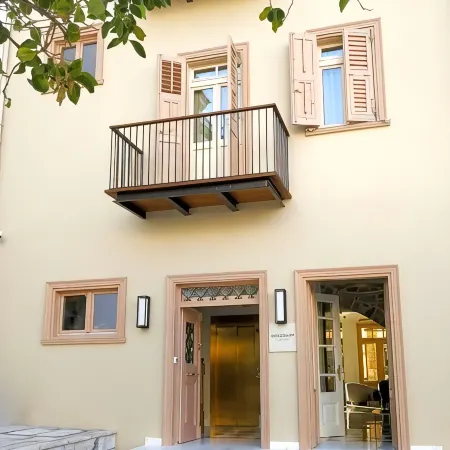 Castellano Hotel & Suites