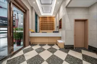 Sunny·Sunshine Selected Hotel (Xinyang Railway Station Tianrun Plaza Branch)