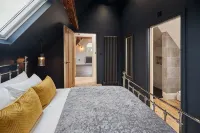 Host & Stay | The Loft @ Skinner St - Homestays