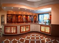 River Palace Hotel - bar