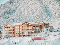 Yingxue Hotel Hotels in Dayi County