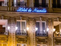 Hotel de Neuville Arc de Triomphe