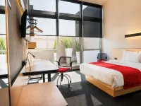 City Express Plus by Marriott Ciudad de México Patio Universidad Hotels near Altavista