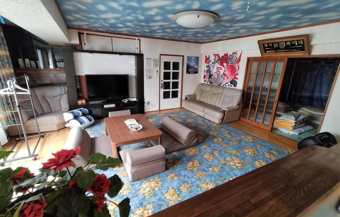Direct JR to Sapporo station Japanese style large room