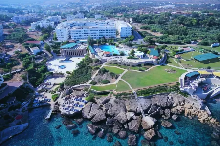 Jasmine Court Hotel & Spa