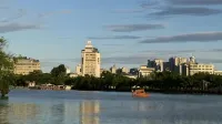 A boutique chain Hotel in Huizhou (Shuidong Street Binjiang Branch) - 2 ดาว