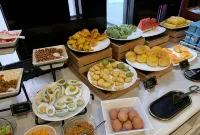 Pingyi Lijing Business Hotel