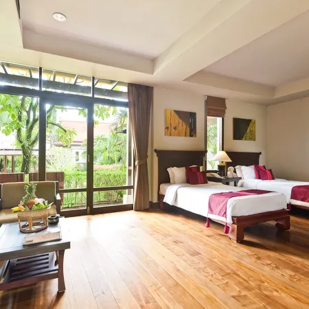 Khaolak Bhandari Resort & Spa Отели рядом с достопримечательностью «Нангтонг-Бич»