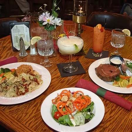 La Quinta Inn & Suites by Wyndham Conference Center Prescott