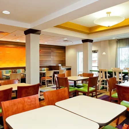 Fairfield Inn & Suites San Francisco Airport/Millbrae