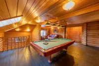 Alexander Club Hotel