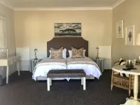 Elgin Guest House Hotels in Underberg