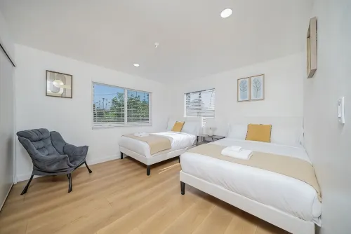 2BD/2BA Apartment near DT Alhambra
