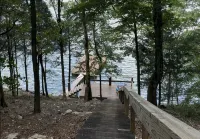 Serene cabin with dock/swim platform in charming Speedwell - 3성급