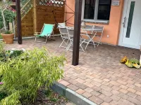 Ferienwohnung im Spargeldorf Schäpe mit Großer Südwest Terrasse Hotels in Beelitz