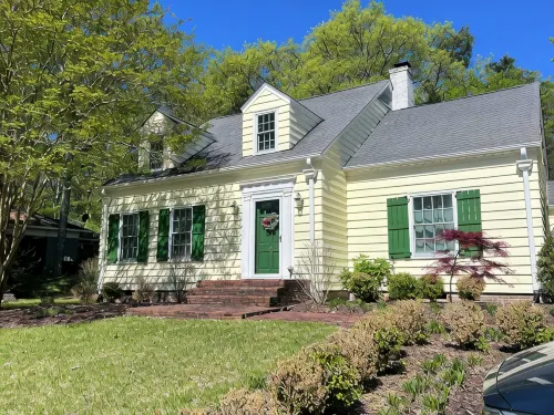 Charming 4-bedroom bungalow, ideal for gameday, & celebrating in Starkville, MS! - Homestays