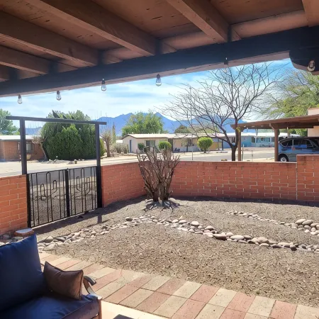 Sunny 2bd Retreat with Mountain Views, Fireplace, AZ Room & GVR Access!