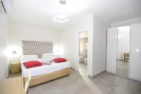 Agriturismo Borgo Imperiale - Farmhouses