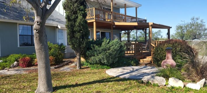 Beautiful Amistad Lake View Home! All Amenities for Anglers, Hunters & Families! 巴爾韋德縣酒店