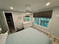 4 BR, 3 Bath  Close Walk To Everything! 1/2 Mile to Center 8/10 to Beach - Homestays