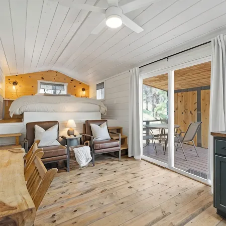 The Golden Nugget Cabin