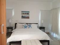 Beachfront Luxury 1 BDR Apt. Sleeps Up To 4 @ Balcones Del Atlantico