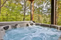 Peaceful Retreat~7 mins to town~Hot Tub,Fire Pit,Game Room, Fireplace & More! - Alphydda